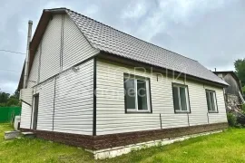 Дом 126 м² на участке 8 сот.