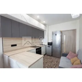 4-к. квартира, 86 м², 4/15 эт.
