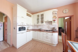 2-к. квартира, 65 м², 4/5 эт.