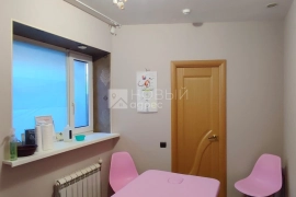 Продается коммерческое помещение 32.3 кв.м в центре города.