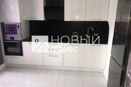 2х комнатная квартира 54,8 кв.м. в спальном районе города.