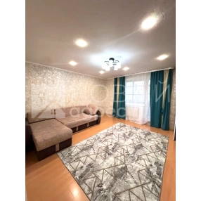 Продается двухкомнатная квартира 58 кв.м.