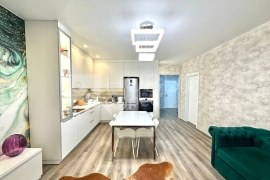 2-к. квартира, 82,4м², 6/9 эт.