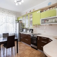 Продается 2-комн. квартира, 61 м²
