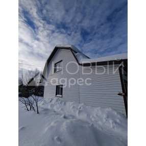 Дом 110 м² (2 этажа), на участке 4 сотки