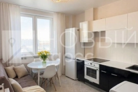 Продается 2-комн. квартира, 60 м²

