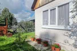 Дом 52 м² на участке 10 сот.