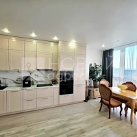 2-к. квартира, 57,1 м², 13/17 эт.
