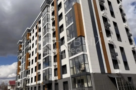 продается 2х комнатная квартира 73,6 кв.м. с ремонтом.