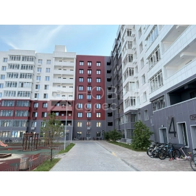 Продается трехкомнатная квартира 95,8 кв.м.