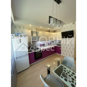 3-к кв. ул. Строителей (82.0 м²) ЖК Югорская звезда